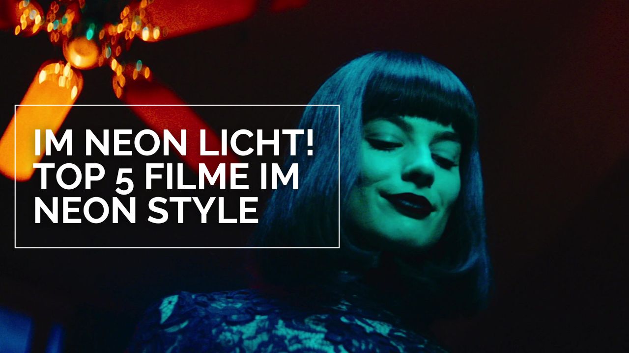 Im Neon Licht! Top 5 Filme im Neon Style: Auf dem Bild ist eine Frau mit blauen Haaren im grünen Neon Licht zu sehen
