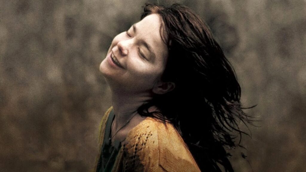 Auf dem Bild tanzt und lächelt Selma Jezkova (gespielt von Björk) im Film "Dancer in the Dark" | Top 5 Gewinner der Goldenen Palme