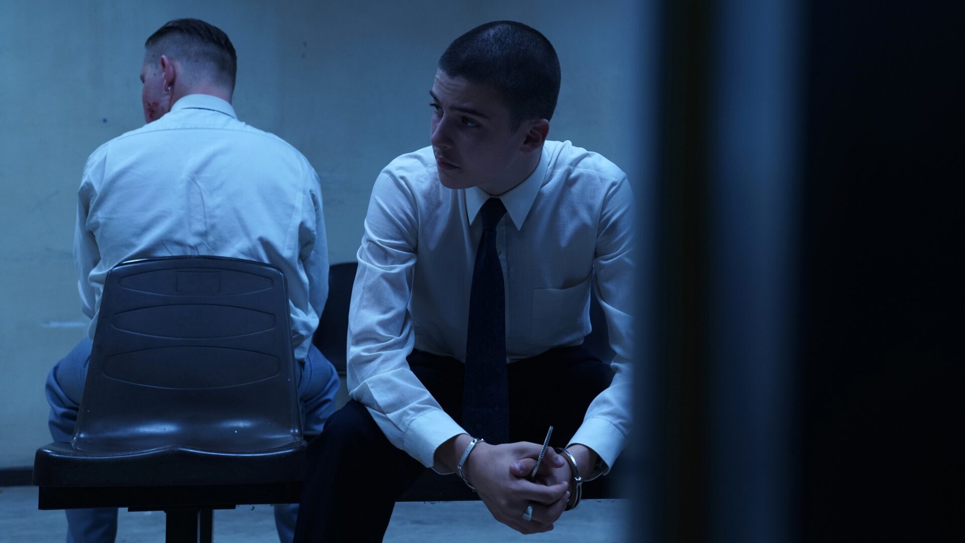 Das Bild zeigt Malik Frikah in einer Szene des Films Beating Hearts.