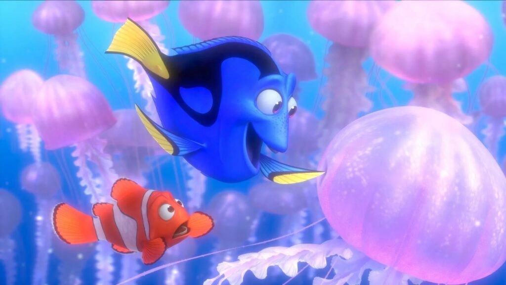Das Bild zeigt Dori und Malin in einem Meer voller Quallen aus "Findet Nemo"