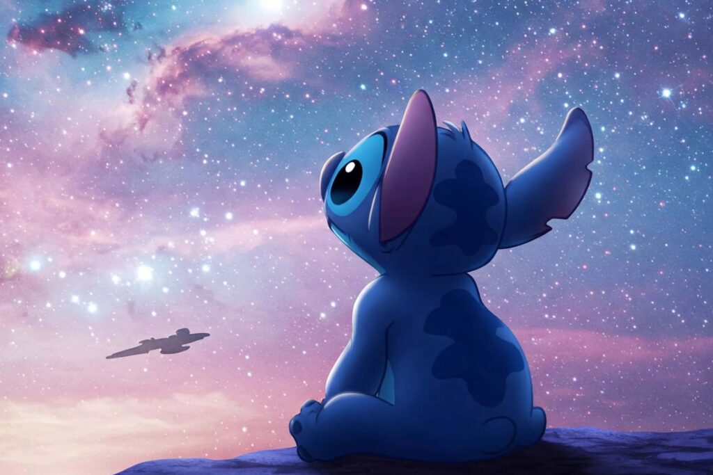 Das Bild zeigt Stitch aus Lilo & Stitch, der in den Sternenhimmel blickt | Die 5 liebsten Aliens