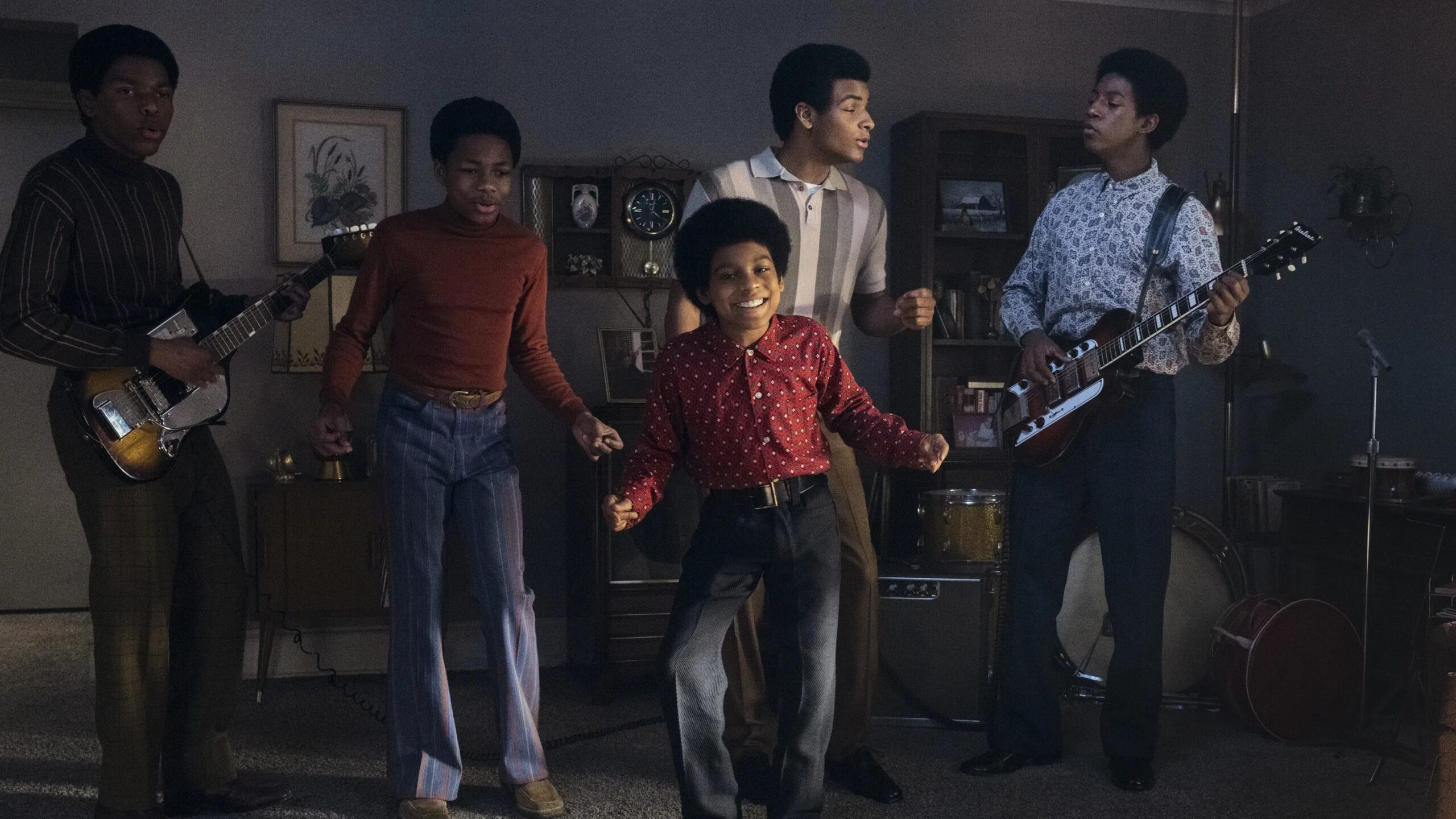Die Jackson 5 als Kinder übe einen ihren Songs im Wohnzimmer