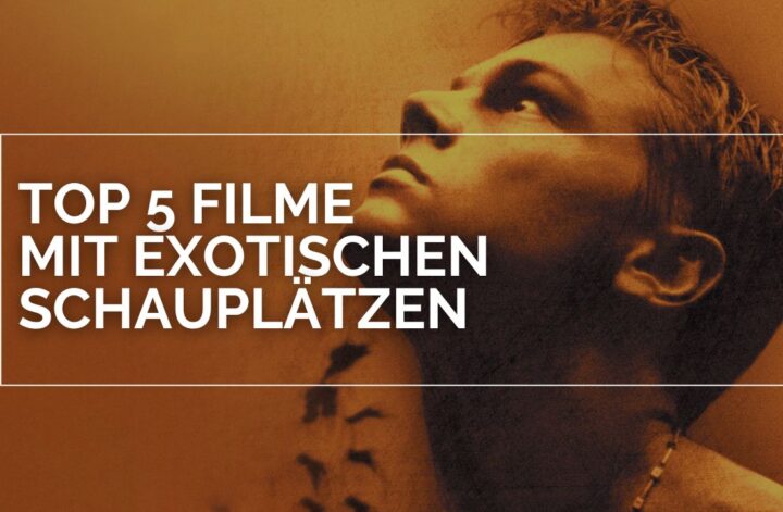 Richard Fischer (Leonardo DiCaprio) blickt angespannt nach oben, sein Gesicht in warmen Orange‑ und Brauntönen gehalten. Dunkle Blätter und Ranken rahmen den Bildrand, während ein weißes Rechteck mit dem Text Top 5 Filme mit exotischen Schauplätzen über dem Motiv liegt. Die Gestaltung erinnert an eine dichte, tropische Umgebung aus The Beach und verbindet den Charakter mit dem Thema der Liste.